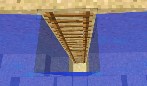 Лестница в воде